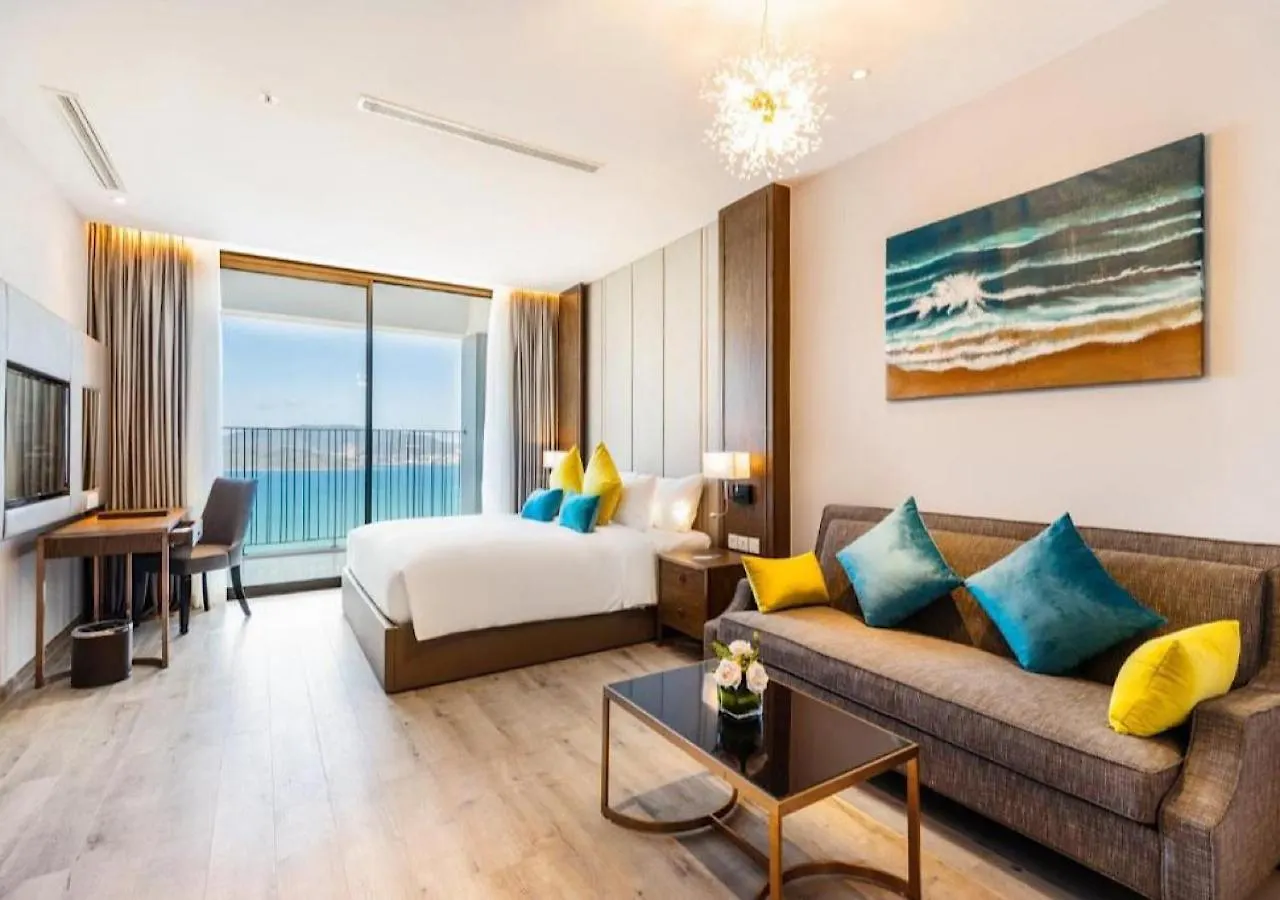 Hotel Panorama Autumn Leaves Nha Trang Beach