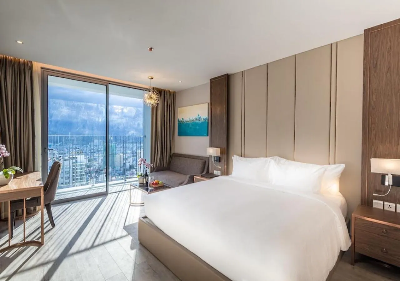 Hotel Panorama Autumn Leaves Nha Trang Beach