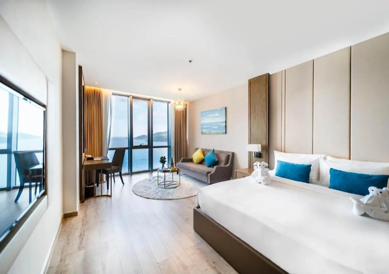 Hotel Panorama Autumn Leaves Nha Trang Beach